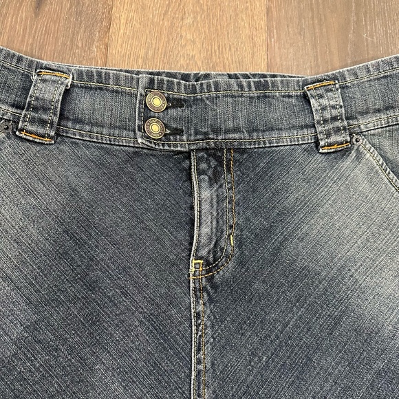 GAP Denim Skirt Size 10 EUC - Picture 4 of 4
